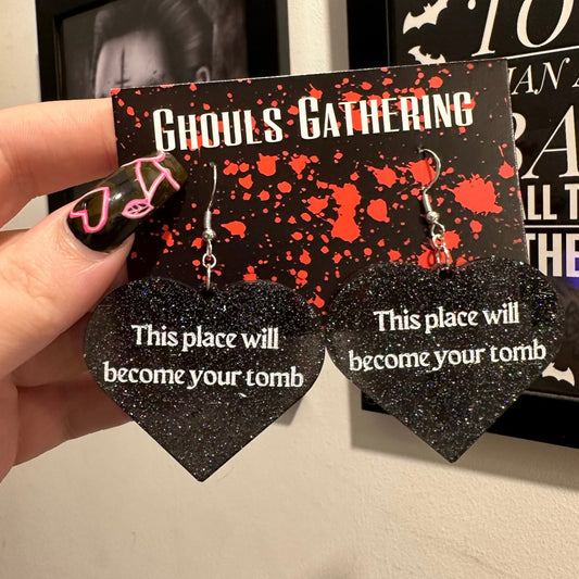 Tomb earrings